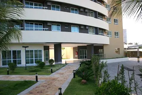 Fully Furnished 3 Bed Beach Apartment