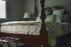Blue Spring Manor Bed And Breakfast Inn