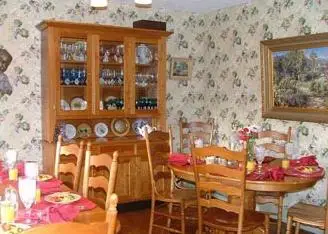 Rock Cottage Gardens Bed And Breakfast I