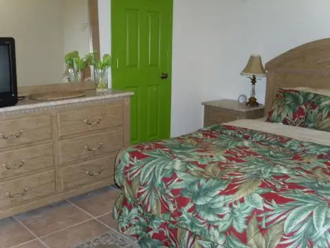Eleuthera Key Lime Cottage Rainbow Bay