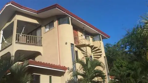 FUEGO LODGE - Affordable Private Comfort
