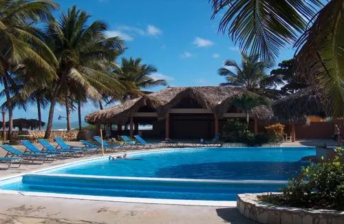Caribbeanbeachfrontcondorentaldotcom