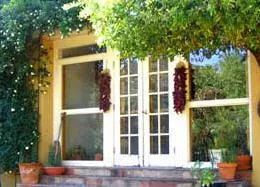 Spirit Tree Inn Bed And Breakfast