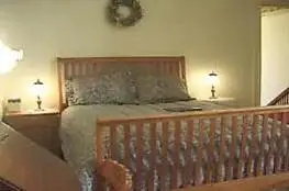 Crescent Lily Inn
