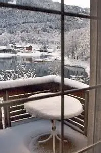 Lackeside home in the alps