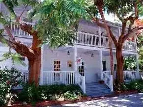 The Frances Street Bottle Inn