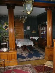 The Brass Eagle Bed And Breakfast