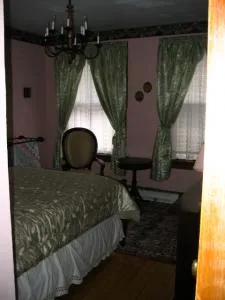 The Brass Eagle Bed And Breakfast