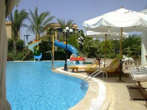 Villa with a private S pool Aqua park