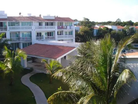 REAL DEL CARMEN CONDO PLAYACAR