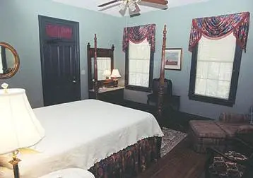 Spencer House Inn Bed And Breakfast