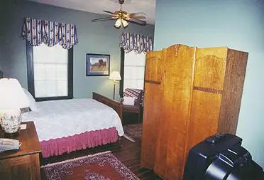 Spencer House Inn Bed And Breakfast