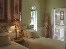 LUXURIOUS MEDITERRANEAN STYLE CUSTOM HOU