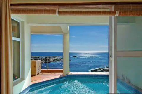 CB 35 Luxury Villa Accommodation