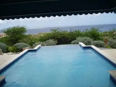 Yellow Crown Villa