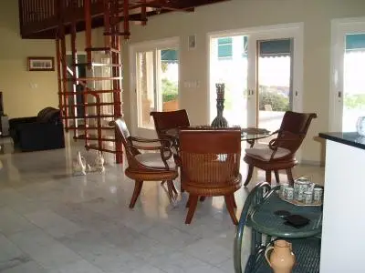 Yellow Crown Villa