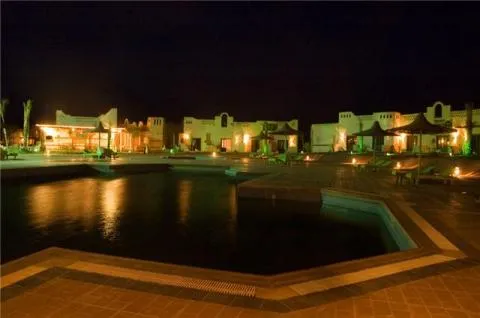 Luxury studios on swimming pool and lake