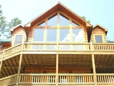 Majestic Manor