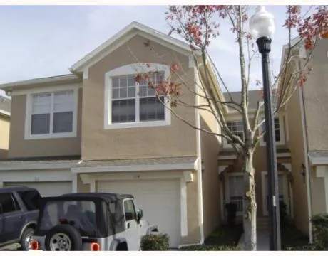 Stonebridge Commons Condo for rent