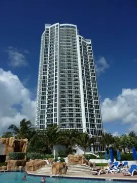 One Bedroom Condo at Trump International