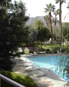 Palm Springs Villas II