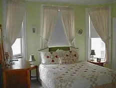 Wild Iris Inn