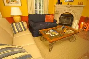 Hidden Garden Cottages And Suites