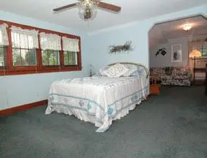 Hillcrest Hide Away Bed And Breakfast