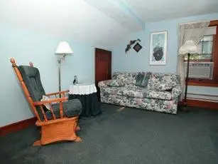 Hillcrest Hide Away Bed And Breakfast