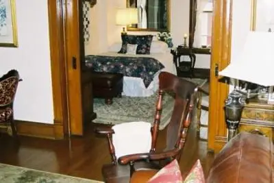 Brick Inn Bed And Breakfast