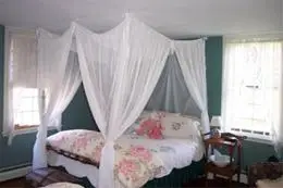 Elias House