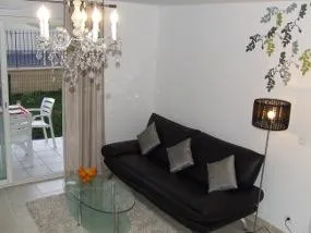 Les Jardins dAntibes Holiday Home