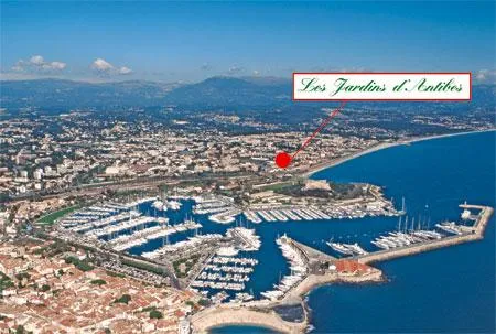 Les Jardins dAntibes Holiday Home