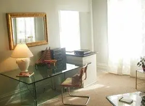 West Eleventh Townhouse Apartments