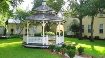 Weekend Houses For Rent
