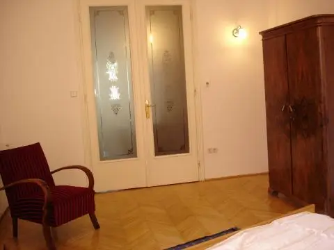 Art Deco Apartment Budapest