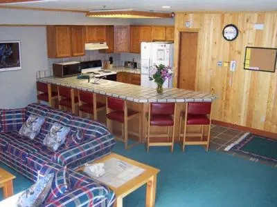 Don And Rosemarys Condos