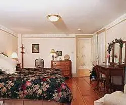 Shaker Hill Bed And Breakfast