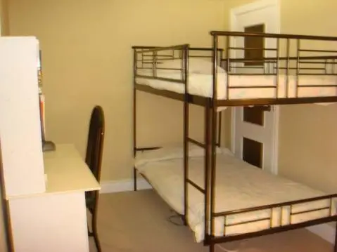 short or long term furnished room