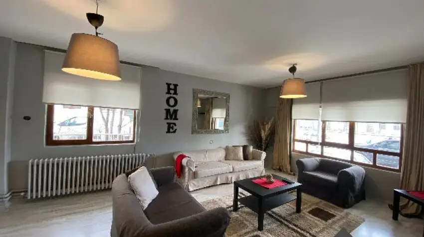 Hastanelerin Yaninda Merkezi Konumda Kiralik E Yali Daire