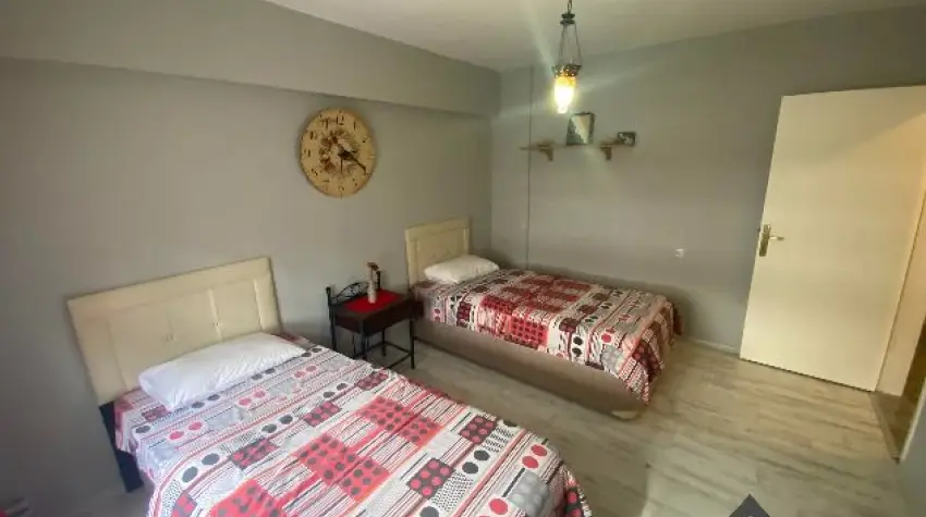 Hastanelerin Yaninda Merkezi Konumda Kiralik E Yali Daire