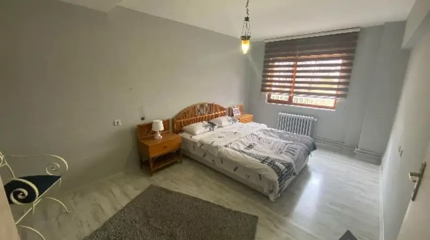 Hastanelerin Yaninda Merkezi Konumda Kiralik E Yali Daire