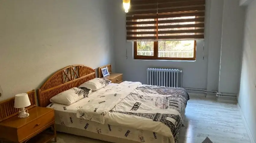 Hastanelerin Yaninda Merkezi Konumda Kiralik E Yali Daire