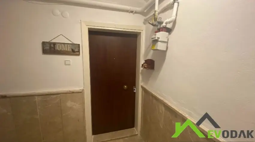 Hastanelerin Yaninda Merkezi Konumda Kiralik E Yali Daire