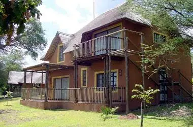 Chobe Marina Lodge