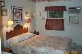 Country Road Lodge Bed And Breakfast
