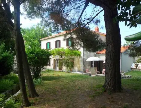 Villa Antiqua