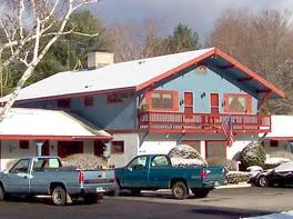 The Chalet Motel
