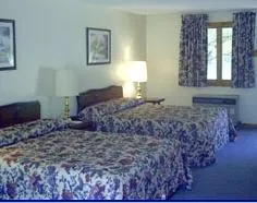 The Chalet Motel