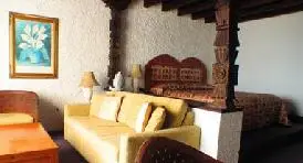 Las Rocas Resort And Spa